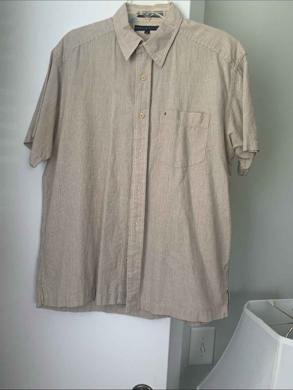 Tommy Hilfiger Beige Striped Short-Sleeve Button-Down Shirt